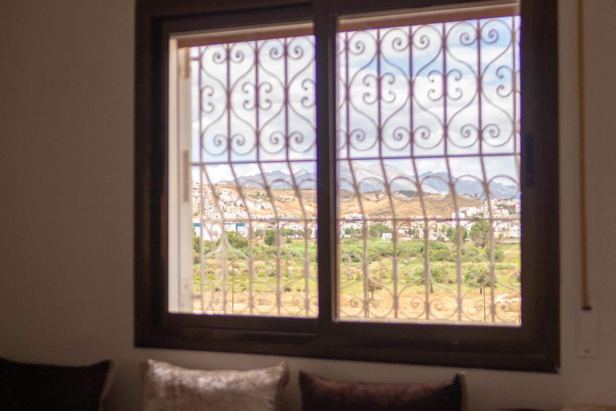 Appartements Calmes Et Spacieux Tétouan Extérieur photo